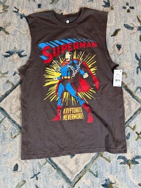 NWT Superman Hero Graphic Muscle Tee Mens Size Large DC Kryptonite Nevermore